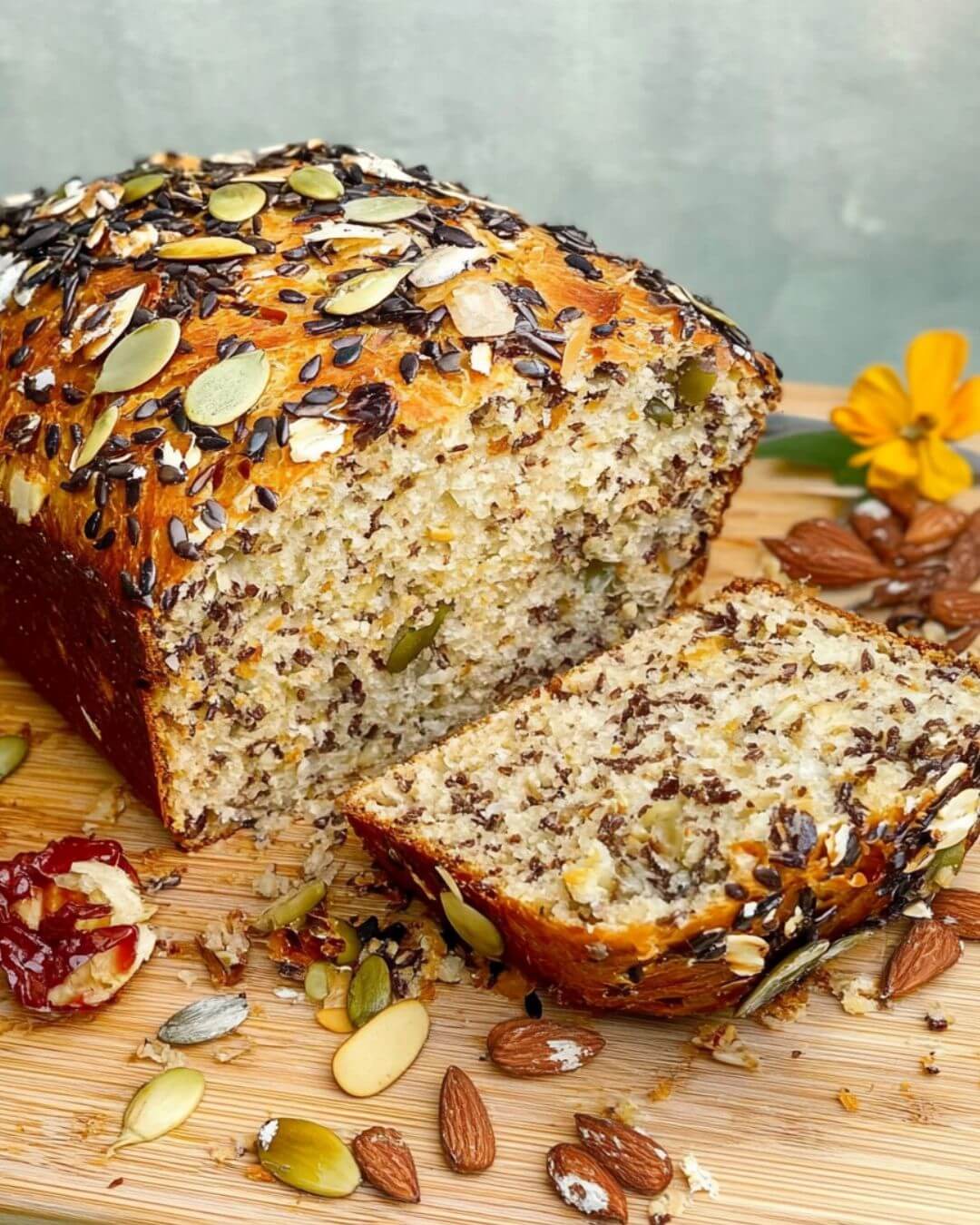 Oatmeal and Pumpkin Seed Bread