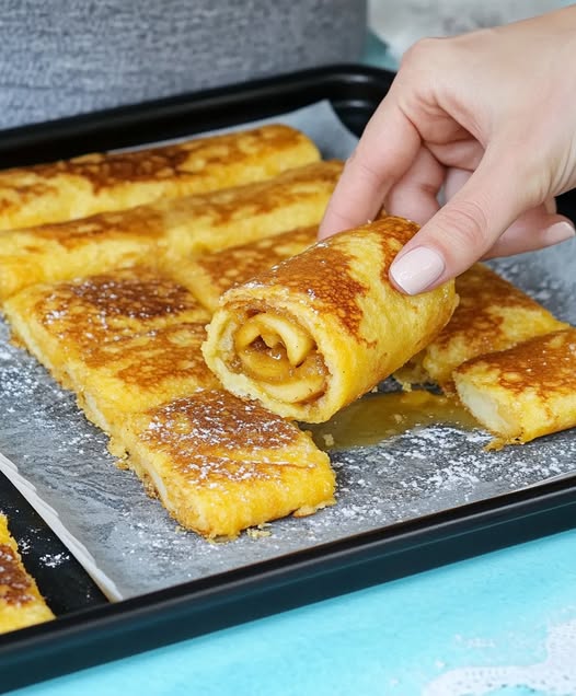Oven-Baked Apple Pancake Roll