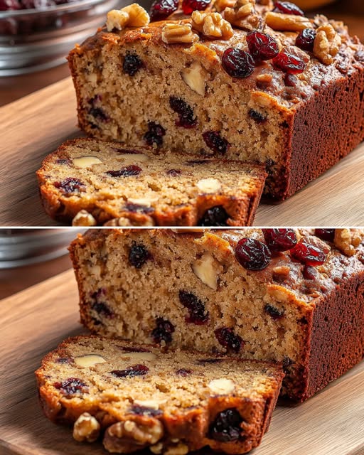 Healthy No-Flour Oat Cake with Bananas and Dried Fruits
