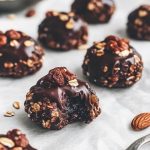 No-Bake Chocolate Oat Clusters