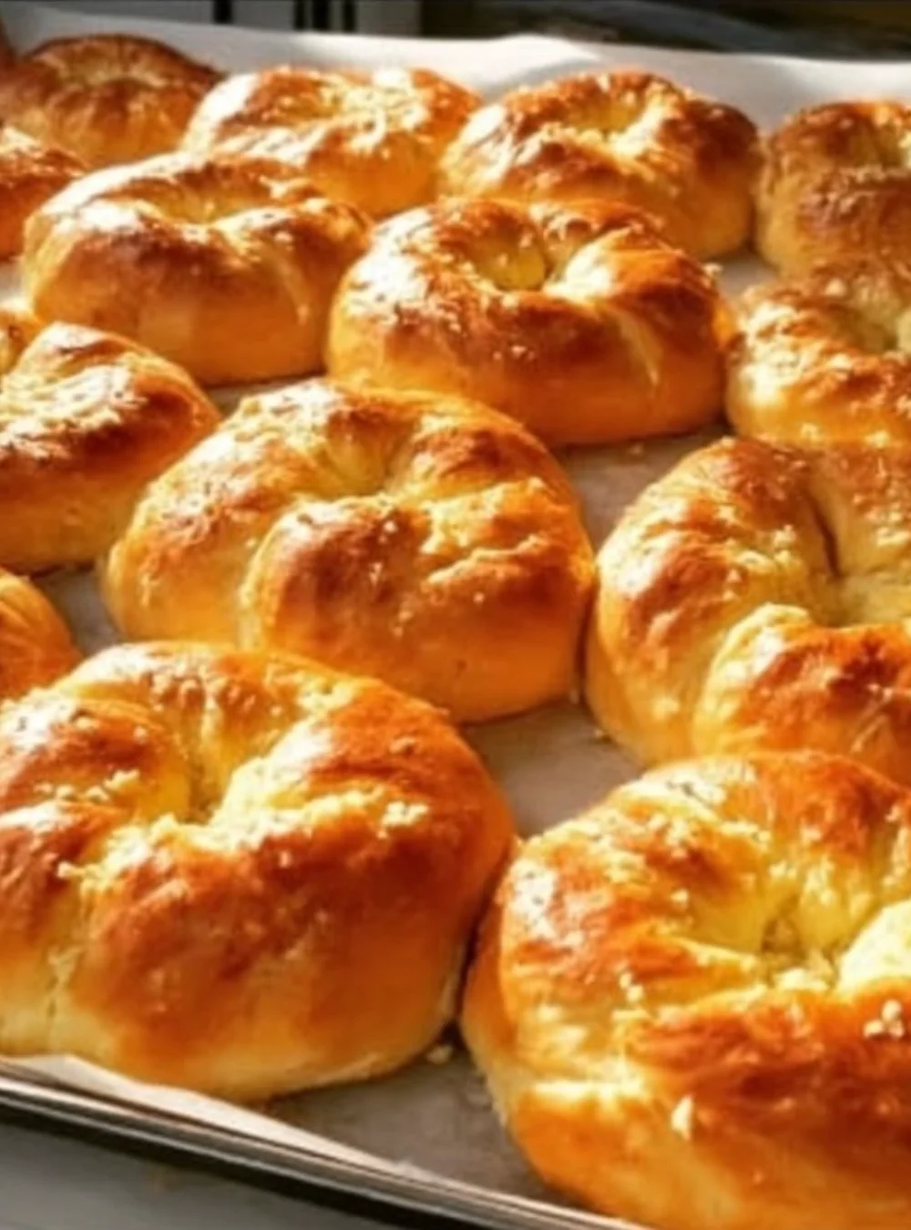 Delicious homemade donuts recipe from grandmother, quick and easy to prepare.